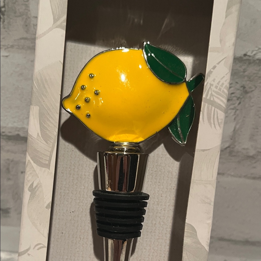 Tommy Bahama Yellow and Green Lemon wine Bottle Stopper new - Picture 2 of 6